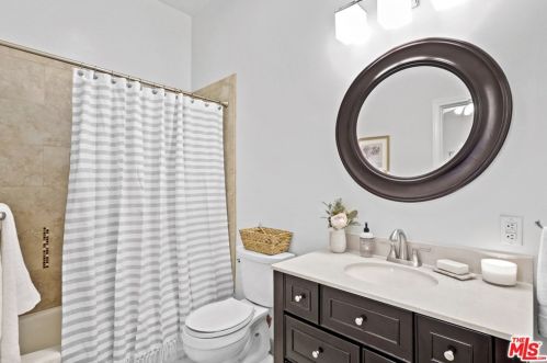 21630 Saddle Peak Rd, Topanga CA  90290-3414 exterior