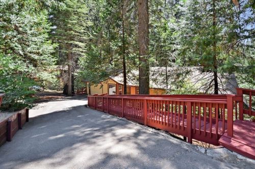 3626 Gold Ridge Trl, Pacific House CA  95726-9734 exterior