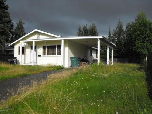 1405 Patterson St, Anchorage AK  99504-2745 exterior