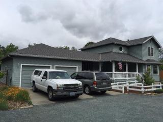 1538 Pleasant Valley Rd, Merlin, OR 97532-9760