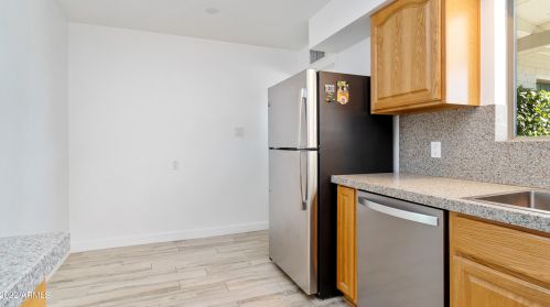 3820 Amelia Ave, Phoenix AZ 85037-2365 exterior