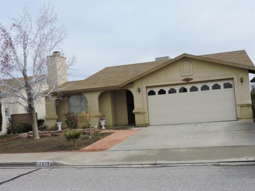 12939 Autumnwood Dr, Victorville, CA 92395-8859
