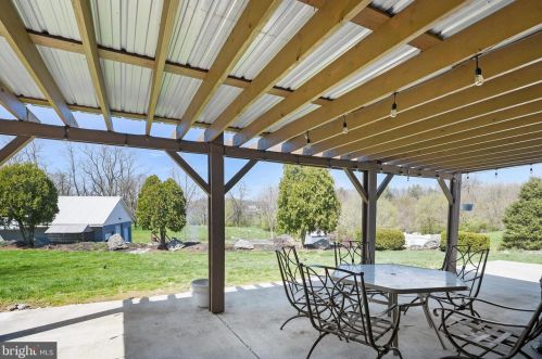 2735 Ritner Hwy, Carlisle PA  17015-9428 exterior