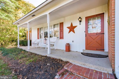 330 Ashbourne Rd, Cheltenham, PA 19012-1915