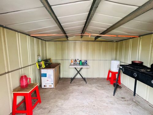 16842 Tracy St, Victorville CA  92395-3722 exterior