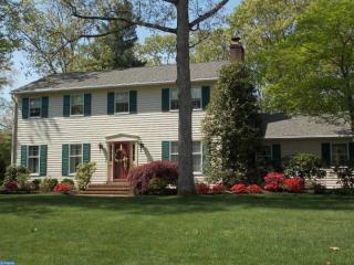 310 Ginger Ave, Millville, NJ 08332-4555