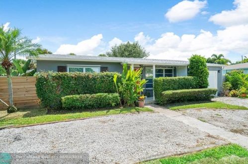 532 Foresteria Dr, West Palm Beach, FL 33403-3310
