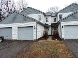 523 Porters Point Rd, Colchester, VT 05446-9570