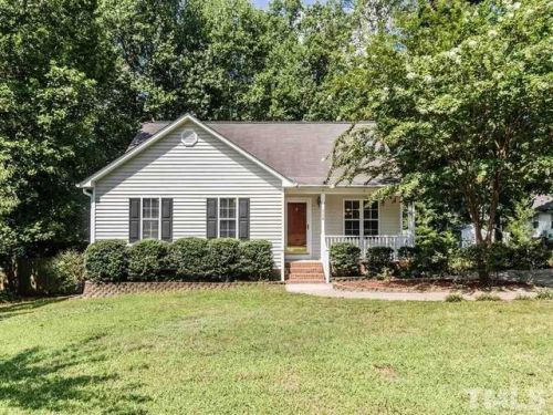 104 Saint Johns St, Knightdale, NC 27545-7996