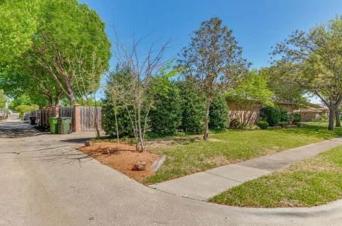 1421 Glyndon Dr, Plano, TX 75023-2935