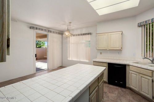 20003 Greenview Dr, Sun City AZ  85375-5580 exterior
