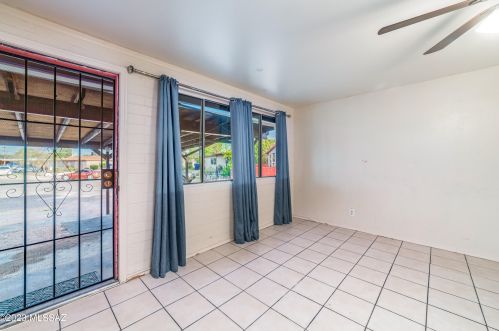 7018 Leary Dr, Tucson, AZ 85756-7338