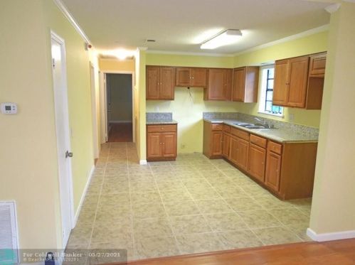 12228 61st Ln, West Palm Beach, FL 33412-2069