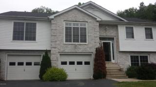 59 Ironmaster Rd, Drums, PA 18222-2209