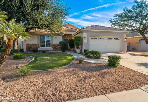 9331 Kiva Ave, Mesa, AZ 85209-1125