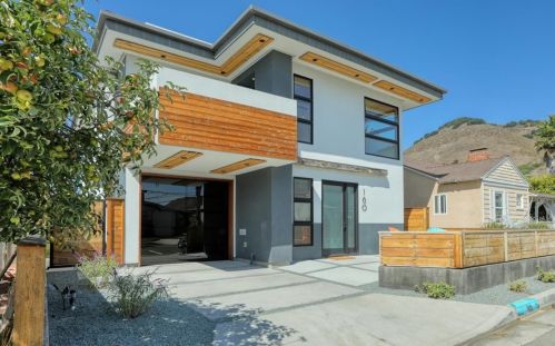 160 Esparto Ave, Pismo Beach, CA 93449-1915
