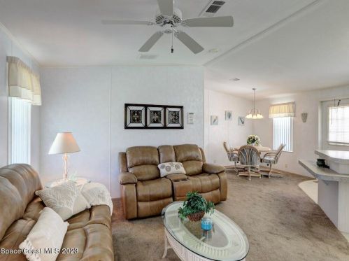430 Kumquat Dr, Sebastian, FL 32976-6842