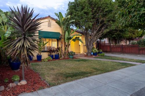 678 10th St, San Jose, CA 95112-3217