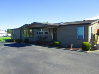 915 Western Ave, Wenatchee WA  98801-1208 exterior