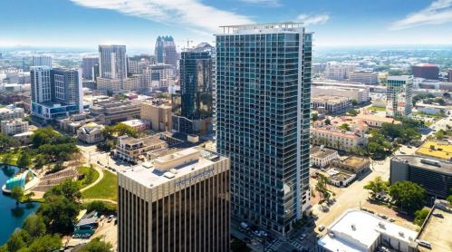 150 Robinson St, Orlando FL 32801-1618 exterior