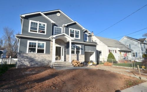 650 Myrtle Ave, Garwood, NJ 07027-1218