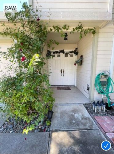 9005 Scampi Ct, Elk Grove, CA 95758-6036