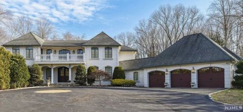 1143 High Mountain Rd, Franklin Lakes, NJ 07417-1246