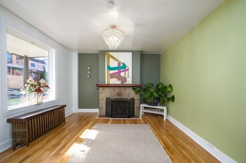 7711 Cannon St, Pittsburgh PA 15218-2108 exterior