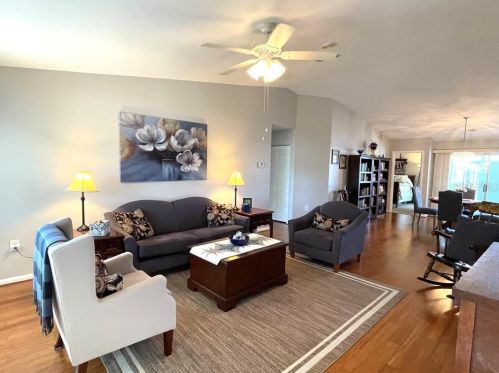 1827 Prairie Dunes Cir, Lakeland, FL 33810-5721