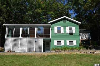 624 Mountain Rd, Mount Patrick, PA 17045-9230