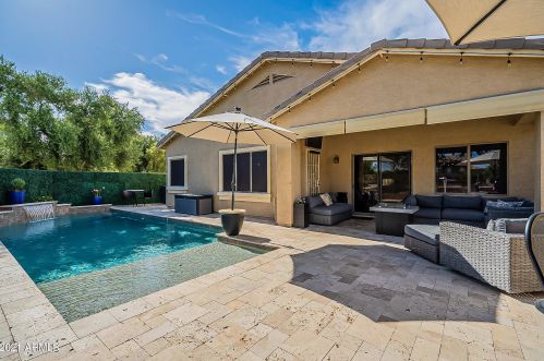 3711 Oxford Ln, Gilbert AZ  85295-4679 exterior