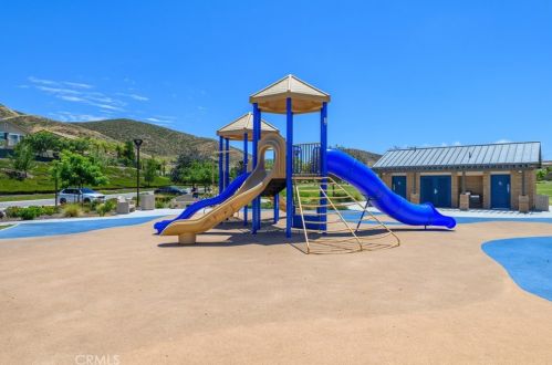 34337 Heather Ridge Ct, Lake Elsinore CA  92532-2924 exterior