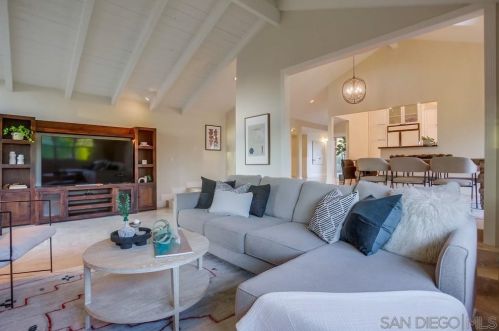 3106 Circa De Tierra, Encinitas CA  92024-6905 exterior