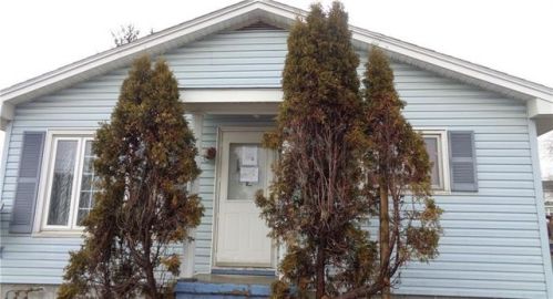 105 Bradford St, Reynoldsville, PA 15851-1478
