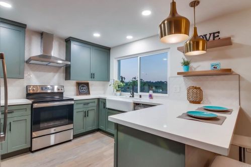 6312 Caminito Flecha, San Diego CA  92111-7211 exterior