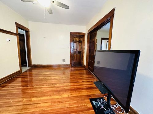 14 Gray St, Poughkeepsie NY  12603-2712 exterior