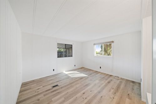 32861 Brechtel St, Lake Elsinore CA  92530-0420 exterior