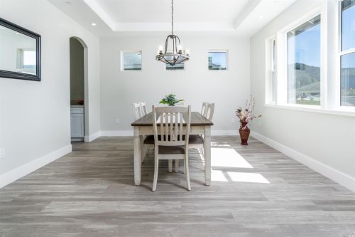 410 Tehuacan Rd, Ukiah CA  95482-2007 exterior