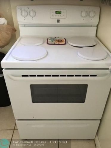 924 16 Ave, Hollywood FL 33020-2545 exterior