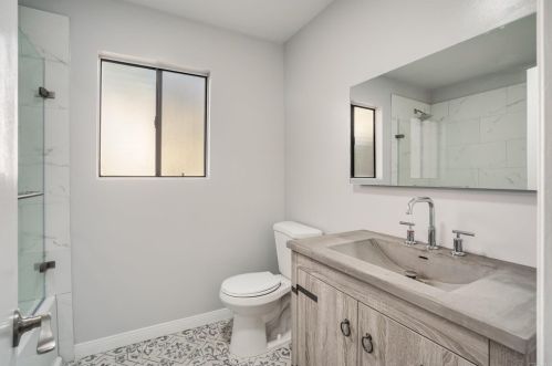 5797 Menorca Dr, San Diego CA  92124-1105 exterior