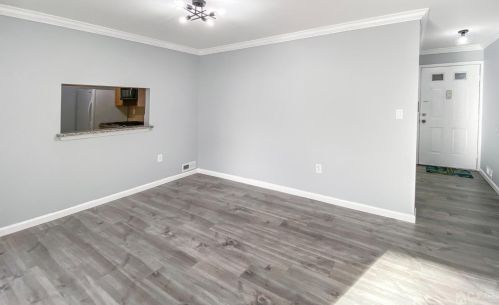 100 Morgan Pl, East Brunswick NJ  08816-5009 exterior