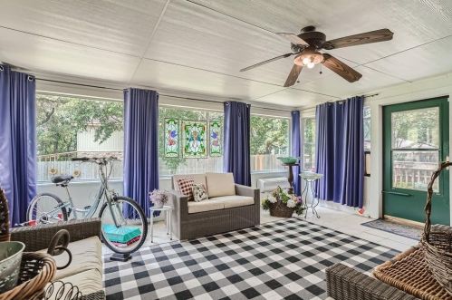 4214 Madrid Dr, Georgetown TX 78628-1306 exterior