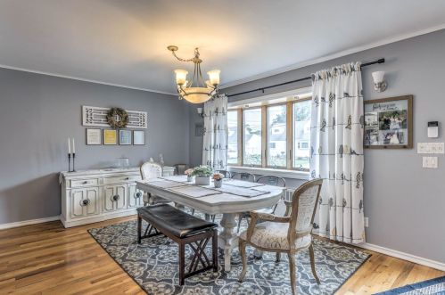 1012 Erie Ave, North Lindenhurst NY  11757-2117 exterior