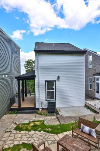 1255 Pike St, Covington KY  41011-2136 exterior