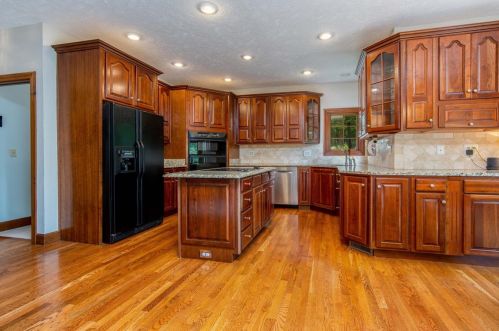 286 Todds Ridge Rd, Wilmington OH  45177-7508 exterior