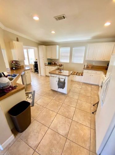 1101 Olive Ave, Lehigh Acres FL 33971-5337 exterior