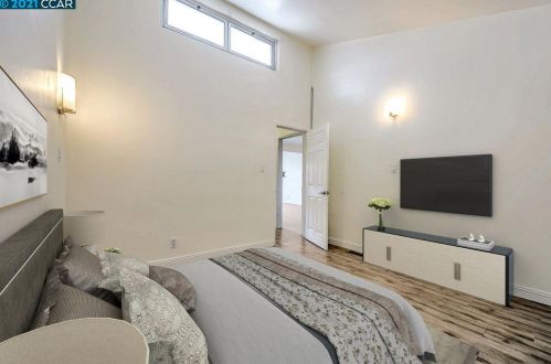 3879 Radburn Dr, South San Francisco CA  94080-4054 exterior