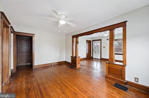 3728 Norwood Ave, Downingtown PA  19335-2048 exterior