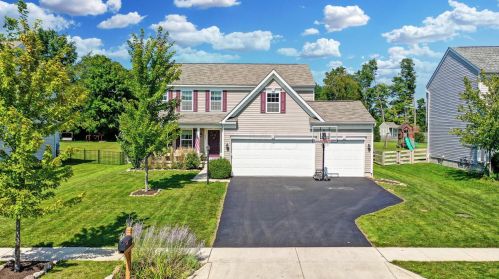 234 Weeping Willow Run Dr, Johnstown, OH 43031-1376