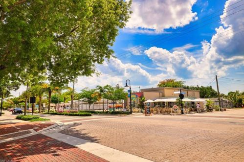 27269 Patrick St, Bonita Springs FL  34135-4450 exterior